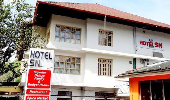 Hotel Sn Munnar Bagian luar foto